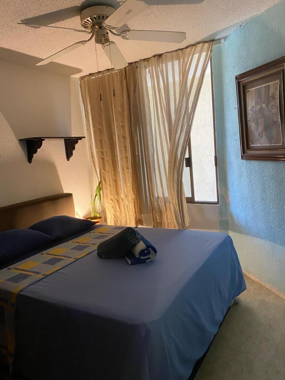 Front Beach Private Room With Shared Bathroom Cancun Luaran gambar