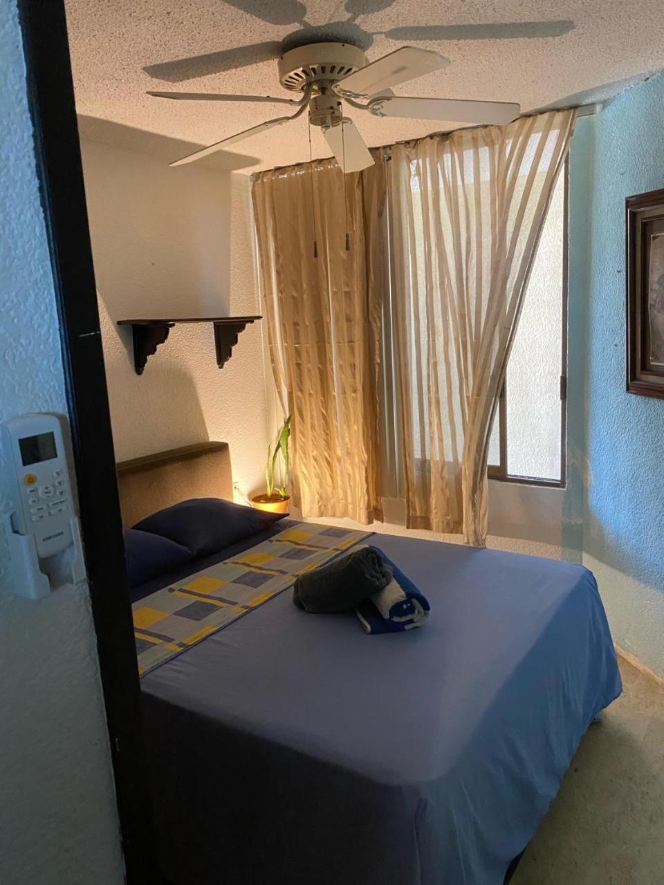 Front Beach Private Room With Shared Bathroom Cancun Luaran gambar