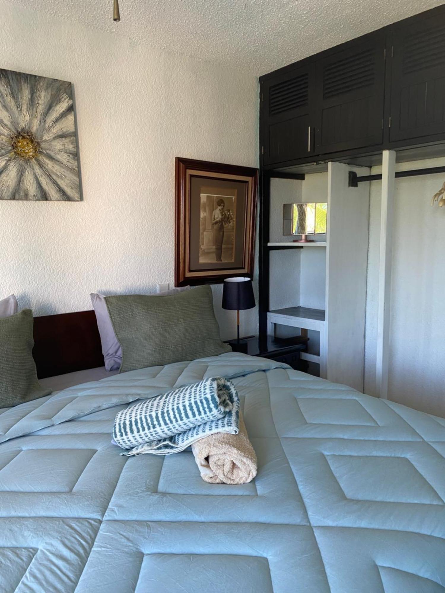 Front Beach Private Room With Shared Bathroom Cancun Luaran gambar